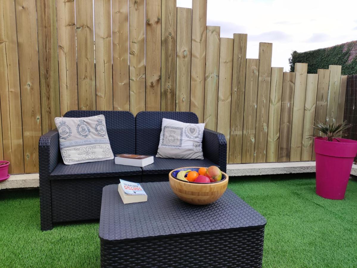 Joli Petit T2 Terrasse Proche Du Phare Apartment Кале Екстериор снимка