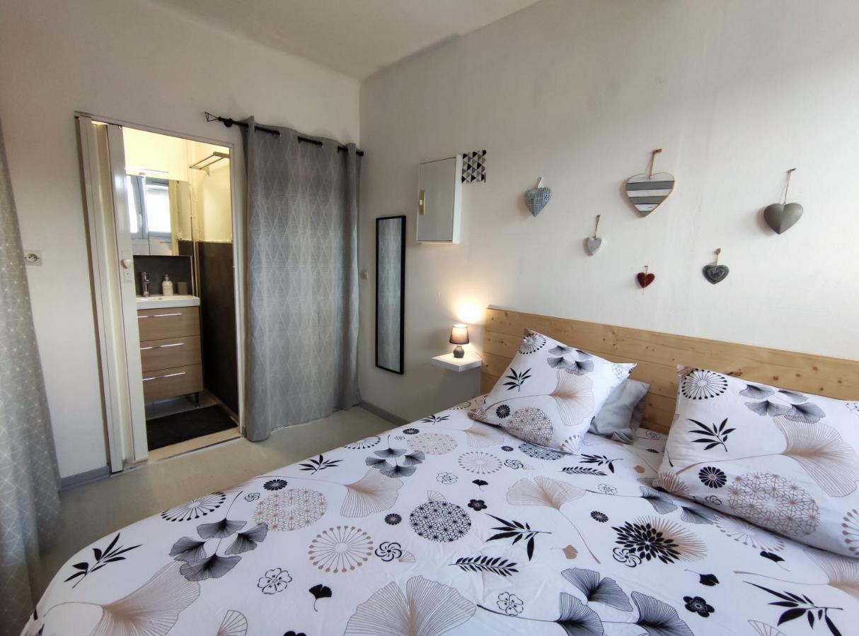 Joli Petit T2 Terrasse Proche Du Phare Apartment Кале Екстериор снимка